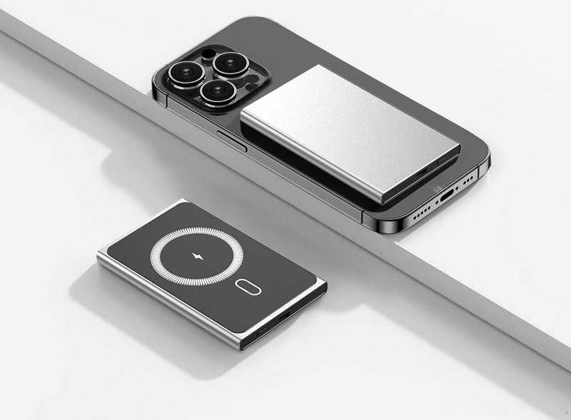C8 ultra-slim aluminum power bank 22.5W